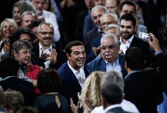 Οι 14 πιο αστείες ατάκες του Αλέξη Τσίπρα απ' το Συνέδριο του ΣΥΡΙΖΑ