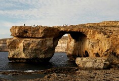 Κατέρρευσε το περίφημο «Γαλάζιο Παράθυρο» της Μάλτας