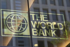 Politico: Η Ελλάδα ζήτησε οικονομική βοήθεια από την Παγκόσμια Τράπεζα