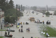 Τυφώνας Χάρβεϊ: Τουλάχιστον 33 οι νεκροί από τις καταστροφές στο Τέξας- Ζημιές δισ. δολαρίων στο Χιούστον