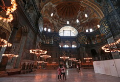 Η Τουρκία ξεκίνησε προετοιμασίες για το άνοιγμα της Αγίας Σοφίας ως τζαμί