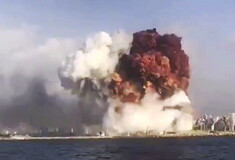 Η έκρηξη στη Βηρυτό βύθισε κρουαζιερόπλοιο στο λιμάνι [ΒΙΝΤΕΟ]