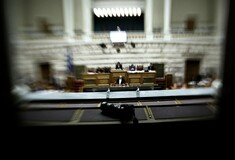 Ψηφίστηκε το νομοσχέδιο για την επαναλειτουργία της ΕΡΤ