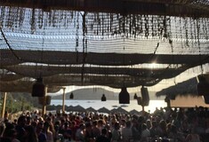 Μύκονος: Πρόστιμο 20.000 ευρώ και «λουκέτο» δύο μηνών σε beach bar της Φτελιάς