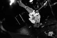Kurt Cobain: 13 φωτογραφίες απο τον Charles Peterson 