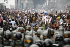 Βενεζουέλα: Παραδόθηκε ο ηγέτης της αντιπολίτευσης