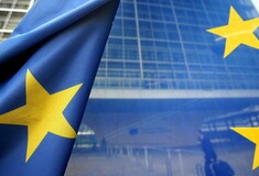 «Τεράστιες οι υποχωρήσεις των θεσμών», υποστηρίζει αξιωματούχος της ευρωζώνης