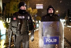 Η Τουρκία συνέλαβε εκατοντάδες υπόπτους σε εφόδους για τζιχαντιστές