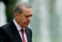 «Πολιτικό χαρακίρι η στάση του Ερντογάν απέναντι στους Κούρδους»