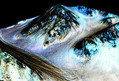Η NASA ανακοίνωσε πως βρέθηκε νερό στον Άρη