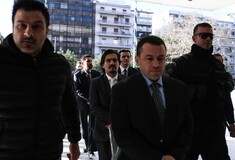 Γιατί παραμένουν κρατούμενοι οι 8 Τούρκοι στρατιωτικοί