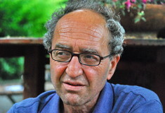 Συνελήφθη στην Ισπανία ο συγγραφέας Ντογάν Ακανλί, κατόπιν αιτήματος της Τουρκίας