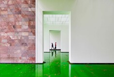 Όλαφουρ Ελίασον: 24 ώρες στη «φύση» του μουσείου σε μια εγκατάσταση του πιο συνειδητοποιημένου οικολογικού καλλιτέχνη
