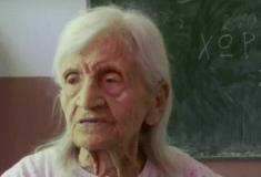 ΟΧΙ Κακοκαιρία Daniel : «Περάσαμε πολέμους, πείνα, αλλά πρώτη φορά πνιγήκαμε» λέει γυναίκα 104 ετών
