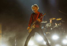 «Eίδωλο των bisexual»- Eνθουσιασμένος ο frontman των Green Day για τον χαρακτηρισμό