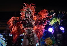 Με... αέρα από Ρίο το καρναβάλι στην Πλάκα - Φωτογραφίες από τις εκδηλώσεις