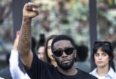 Στο επίκεντρο σεξουαλικού σκανδάλου ο ράπερ Diddy: Κατηγορείται για διακίνηση και βιασμούς