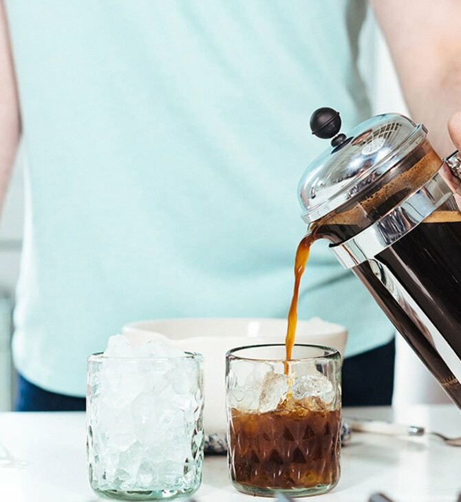 Πώς να φτιάξετε μόνοι σας κρύο καφέ φίλτρου