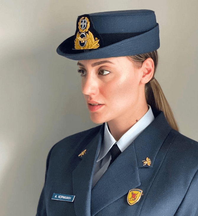 Άννα Κορακάκη: Ορκίστηκε Ανθυποσμηναγός στην Πολεμική Αεροπορία 