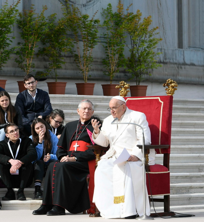 Ο πάπας Φραγκίσκος έγινε ο πρώτος πάπας που επισκέφτηκε την Μπιενάλε της Βενετίας 