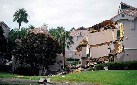Ξενοδοχείο στη Φλόριντα "έπεσε" σε τρύπα