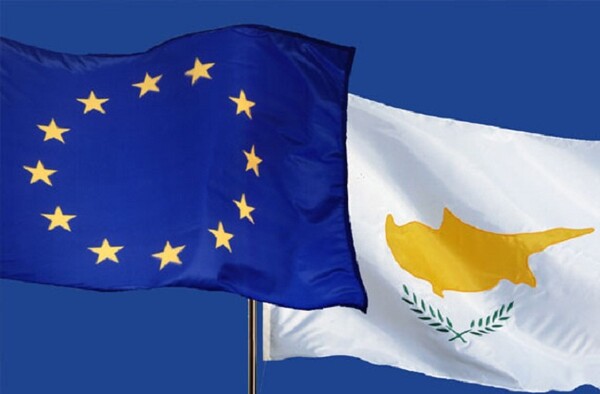 Δεν αποκλείει αίτημα της Κύπρου για οικονομική βοήθεια