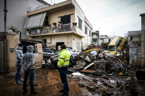 «Αστυνομικοί δηλώθηκαν στην Μάνδρα αλλά βρίσκονταν στο σπίτι του Τσίπρα» - Διαψεύδει η ΕΛ.ΑΣ
