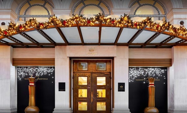 Η ιδιοκτήτρια εταιρεία του ξενοδοχείου Μεγάλη Βρεταννία εξαγοράζει το King George