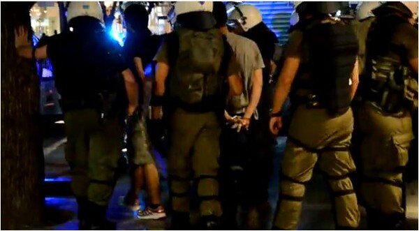 Πετροπόλεμος, δακρυγόνα και τραυματισμοί στη Θεσσαλονίκη (video)