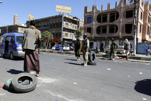 Υεμένη: Αεροπορικοί βομβαρδισμοί στη Σανάα από τον σαουδαραβικό συνασπισμό