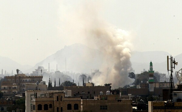 Υεμένη: Πάνω από 50 νεκροί μέσα σε ένα 24ωρο σε αεροπορικές επιδρομές και μάχες