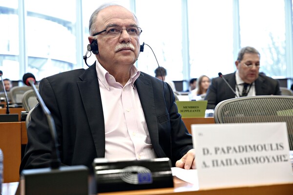 Ο Παπαδημούλης διαψεύδει τα περί απομόνωσής του στην ψηφοφορία για το Βραβείο Ζαχάρωφ