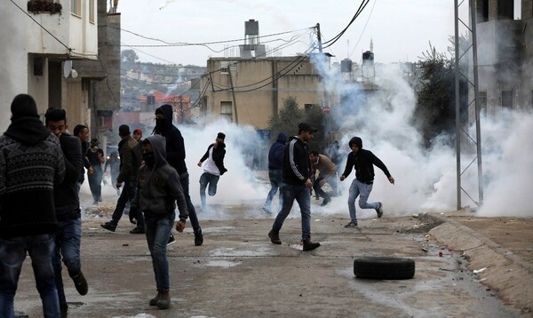 Συγκρούσεις στη Δ. Όχθη - Ένας Παλαιστίνιος νεκρός και δεκάδες τραυματίες