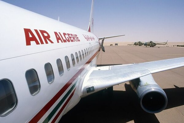 Βρέθηκαν τα συντρίμμια του αεροσκάφους της Air Algerie