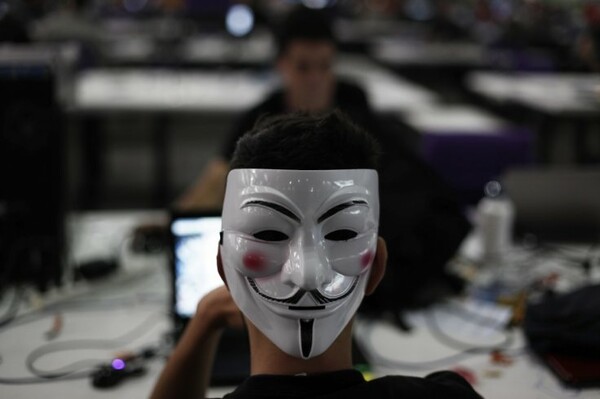Η ΕΡΤ διαψεύδει τους Anonymous: Δεν δεχθήκαμε καμία κυβερνοεπίθεση - Είχαμε πριν 20 μέρες εισβολή