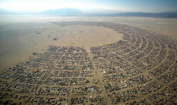 Πέθανε γυναίκα στο φεστιβάλ Burning Man