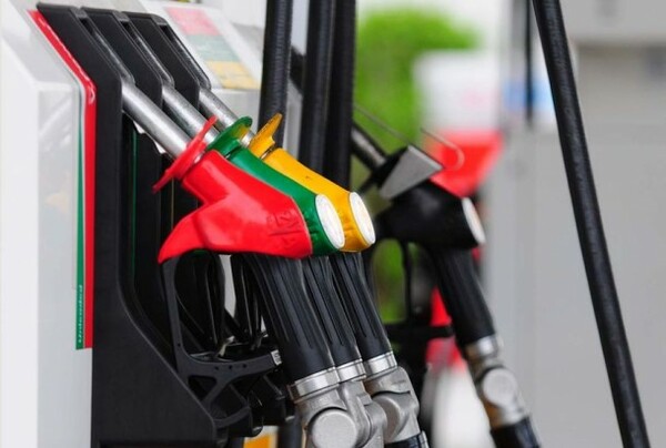 Στο 2010 η τιμή της βενζίνης