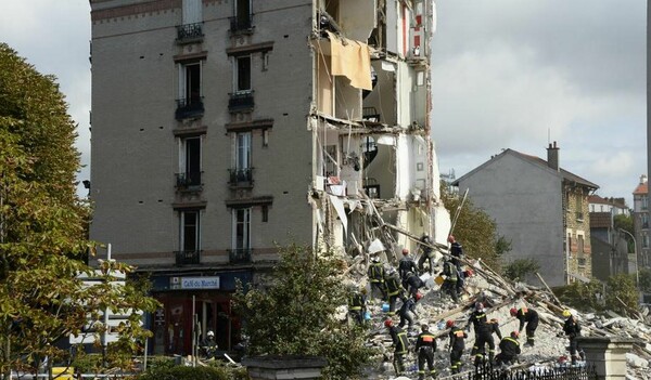 4 νεκροί και δέκα τραυματίες από έκρηξη σε κτίριο στο Παρίσι