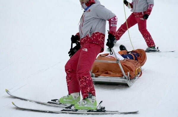 Η τρομακτική πτώση ενός 16χρονου snowboarder - Ένα από τα χειρότερα ατυχήματα στους Χειμερινούς Ολυμπιακούς