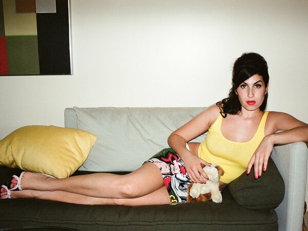 Ακούστε ένα χαμένο demo της Amy Winehouse που ηχογράφησε όταν ήταν 17 ετών