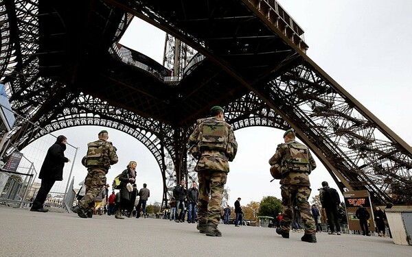 Σχεδίαζαν δύο τρομοκρατικές επιθέσεις στη Γαλλία - Οι αρχές ανακοίνωσαν πως έκαναν συλλήψεις