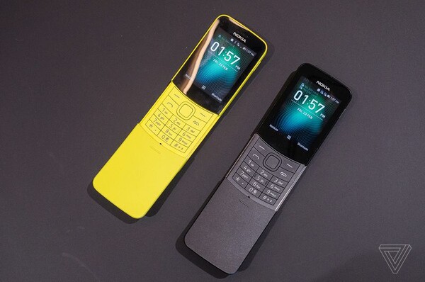 Η Nokia επανακυκλοφορεί το «τηλέφωνο-μπανάνα» από το Matrix
