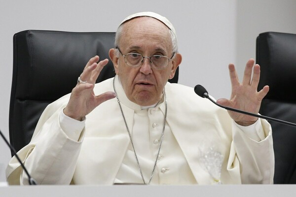 Πάπας Φραγκίσκος: Σας ευχαριστώ που προστατεύετε το Βατικανό και τον κόσμο από τους «τρελούς» τρομοκράτες