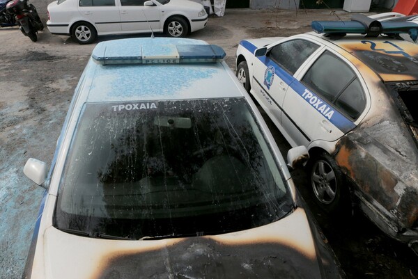 Επίθεση με γκαζάκια στην Τροχαία Δυτικής Αττικής