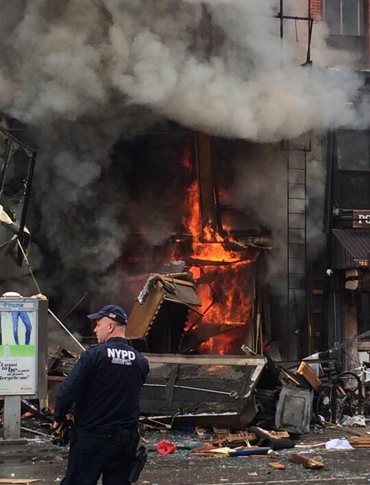 Έκρηξη στο Μανχάταν - Πάνω από 40 οι εγκλωβισμένοι τραυματίες
