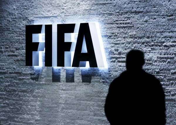 Ποιος είναι ο Έλληνας που κατηγορείται για το σκάνδαλο διαφθοράς στη FIFA