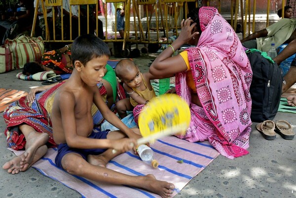 1.786 οι νεκροί από τον καύσωνα στην Ινδία