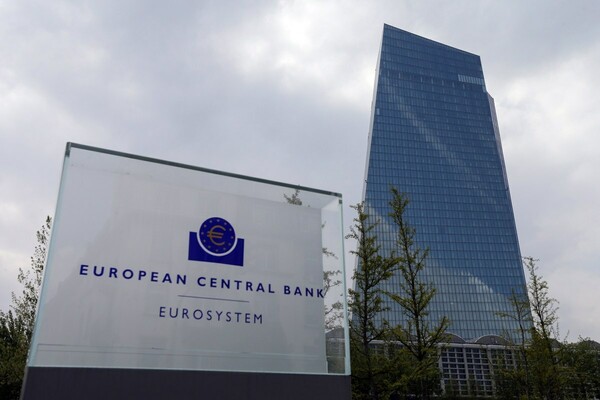 FT: Πιθανή η διατήρηση της ποσοτικής χαλάρωσης από την ΕΚΤ μέχρι του χρόνου