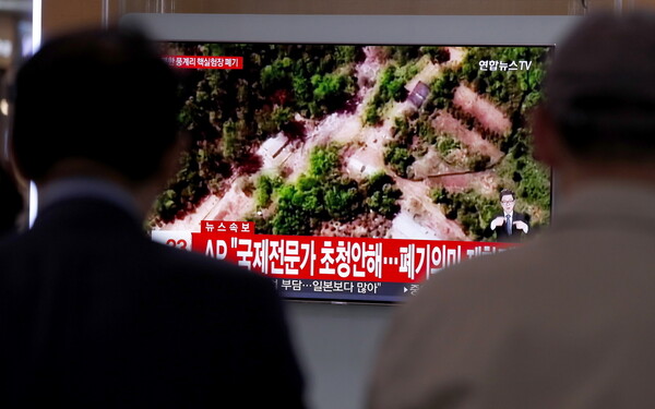 Η Βόρεια Κορέα ανατίναξε τις σήραγγες του πεδίου των πυρηνικών δοκιμών