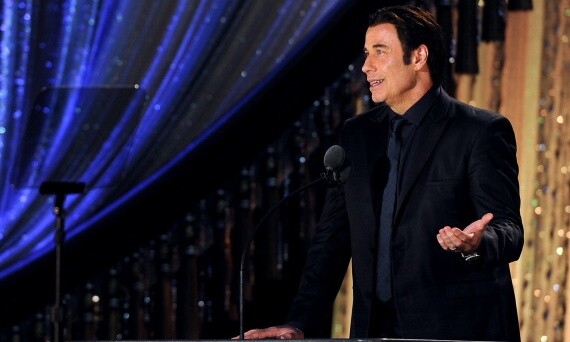 Ο John Travolta υπερασπίζεται την Σαϊεντολογία